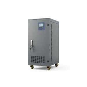 Stabilisateur triphasé avec servomoteur 30kVA (24kW)
